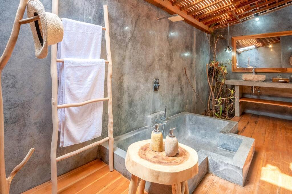 Secret River Villa - Luxury Villa 5 Bedrooms - Kerobokan - Canggu 外观 照片